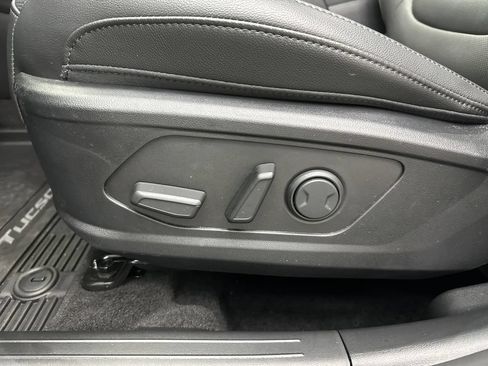 Used 2024 Hyundai Tucson SEL w/ Convenience Package FWD image 10