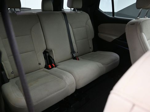 Used 2023 Chevrolet Traverse LS w/ Safety Package image 28