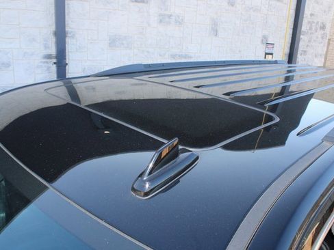 Used 2020 GMC Yukon XL SLT w/ Value Plus Edition image 4