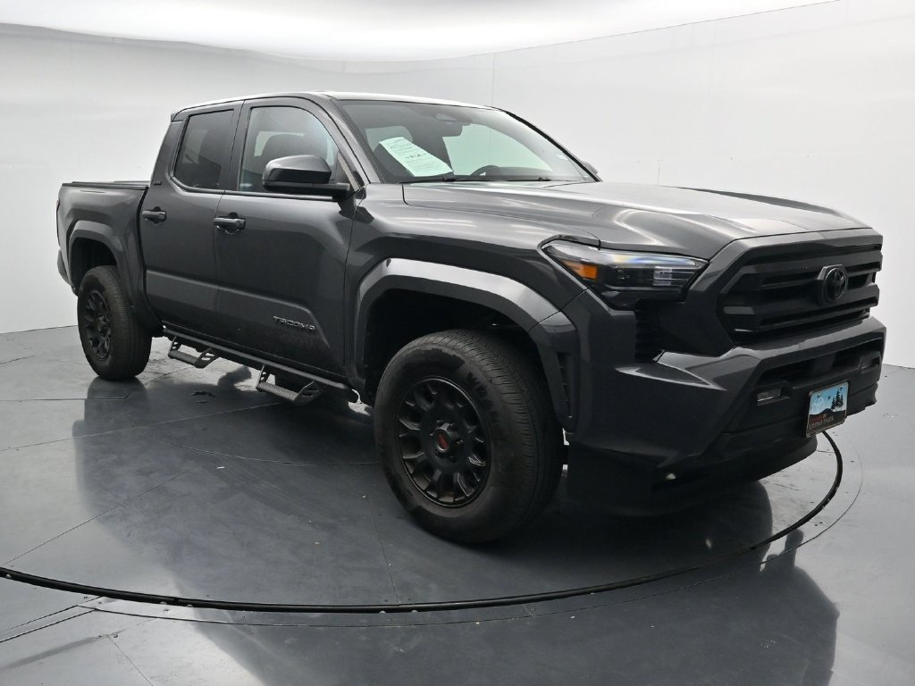 Used 2025 Toyota Tacoma SR5 w/ Blackout Plus Package (GST) RWD image 2