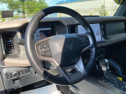 Used 2024 Ford Bronco Wildtrak AWD/4WD image 15