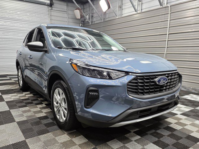 Used 2025 Ford Escape Active FWD image 5
