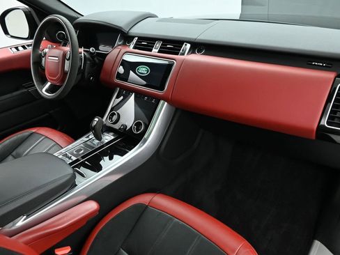 Used 2019 Land Rover Range Rover Sport HST image 22