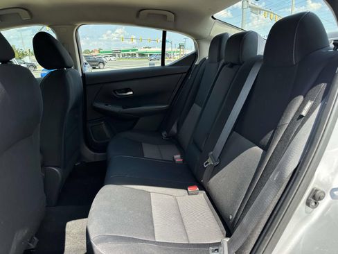 Used 2021 Nissan Sentra SV FWD image 13