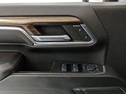 Used 2024 Chevrolet Silverado 3500 LT w/ Convenience Package image 21