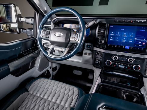 Used 2024 Ford F450 Limited w/ FX4 Off-Road Package image 6