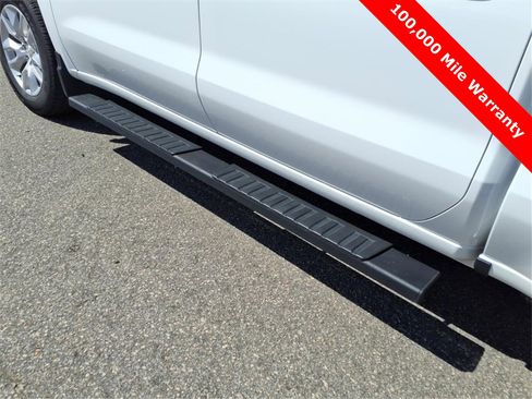 Used 2023 Chevrolet Silverado 1500 Custom image 11