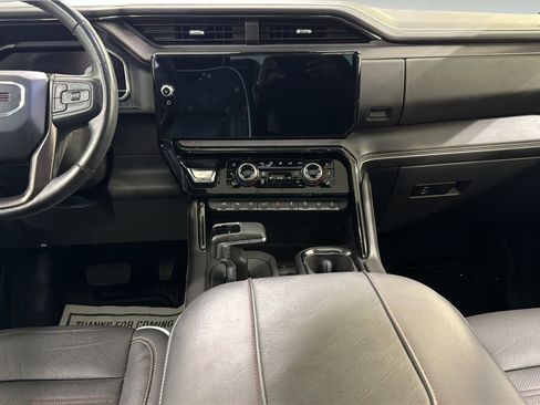 Used 2023 GMC Sierra 1500 AT4X AWD/4WD image 13