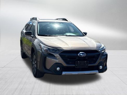 Used 2024 Subaru Outback Limited AWD/4WD image 13