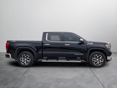 Used 2025 GMC Sierra 1500 SLT w/ SLT Premium Plus Package AWD/4WD image 5