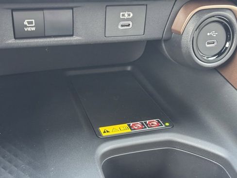 New 2026 Toyota Grand Highlander AWD Hybrid image 32