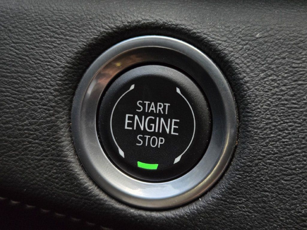 Used 2024 Cadillac Escalade Sport w/ LPO, ONYX Package AWD/4WD image 28