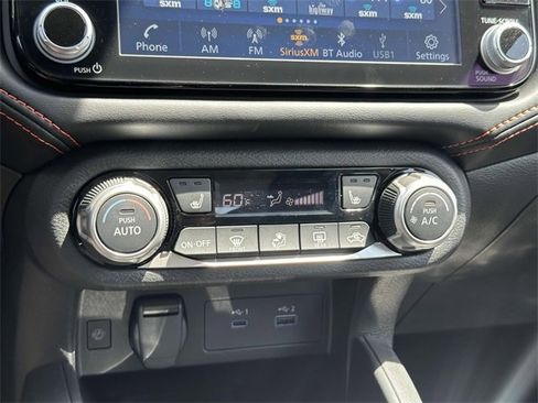 New 2025 Nissan Versa SR w/ Trunk Package image 21