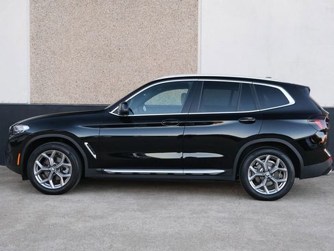 Used 2023 BMW X3 xDrive30i w/ Premium Package image 6