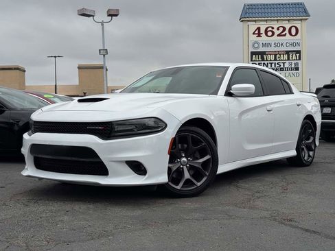 Used 2019 Dodge Charger GT RWD image 2