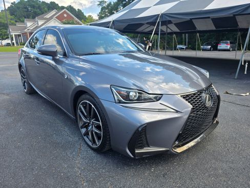 Used 2018 Lexus IS 300 F Sport RWD image 3