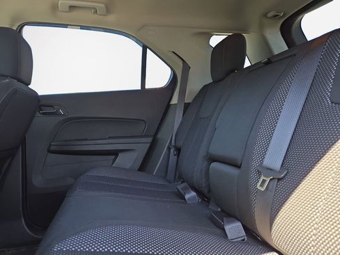 Used 2017 Chevrolet Equinox LT w/ Convenience Package image 24