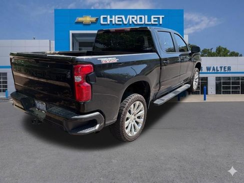 Used 2023 Chevrolet Silverado 1500 LT Trail Boss AWD/4WD image 11