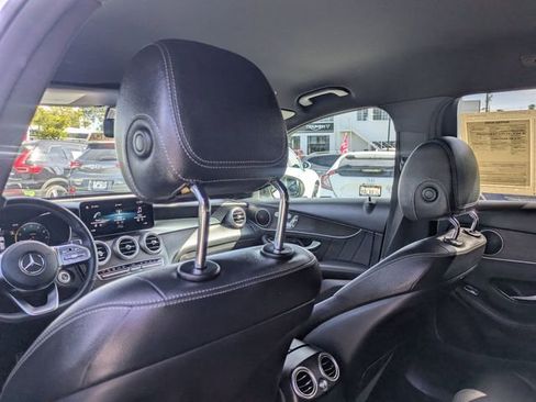 Used 2020 Mercedes-Benz GLC 300 4MATIC image 26
