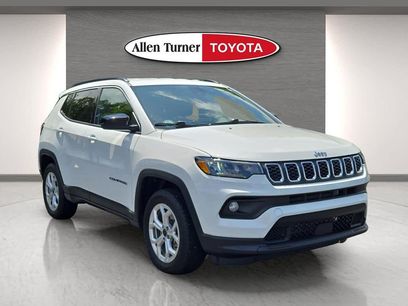 Used 2025 Jeep Compass Latitude