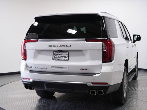 Used 2025 GMC Yukon Denali AWD/4WD image 8