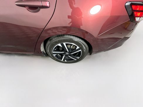 Used 2025 Nissan Sentra SV image 11