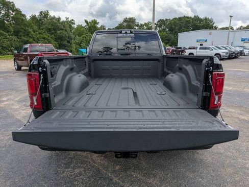 New 2026 RAM 3500 Laramie AWD/4WD image 13