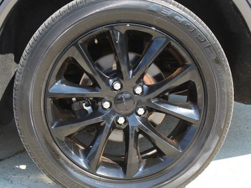 Used 2017 Dodge Durango GT w/ Premium Group AWD/4WD image 9