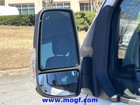 Used 2024 Ford Transit 350 XLT image 29