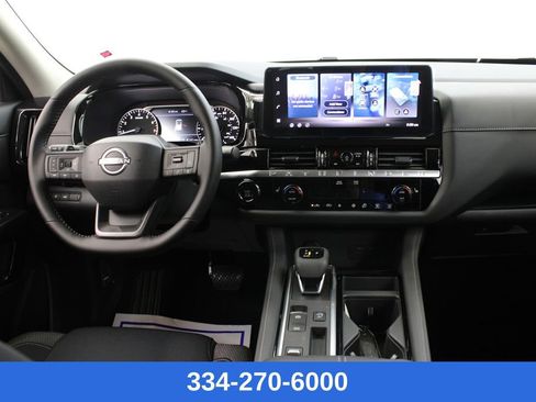 New 2026 Nissan Pathfinder SV image 8