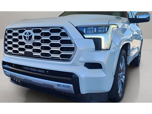 Used 2024 Toyota Sequoia Capstone image 2