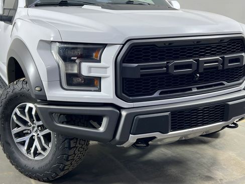 Used 2018 Ford F150 Raptor w/ Equipment Group 802A Luxury image 43