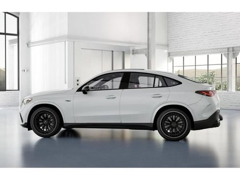 New 2025 Mercedes-Benz GLC 43 AMG 4MATIC Coupe image 33
