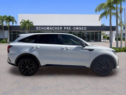 Used 2022 Kia Sorento SX FWD image 8