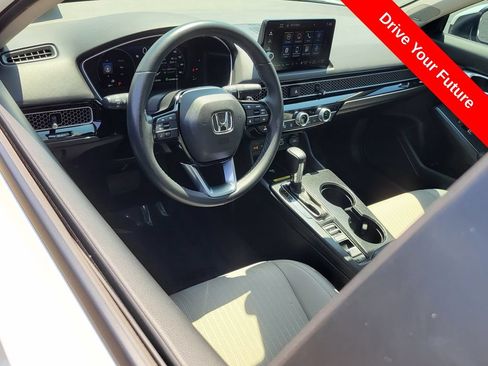 Used 2024 Honda Civic Touring image 6