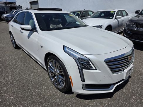 Used 2016 Cadillac CT6 Luxury RWD image 1