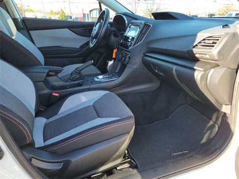 Used 2019 Subaru Crosstrek 2.0i Premium w/ Eyesight System image 12