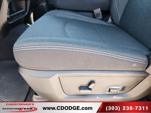 Used 2026 RAM 2500 Big Horn AWD/4WD image 17