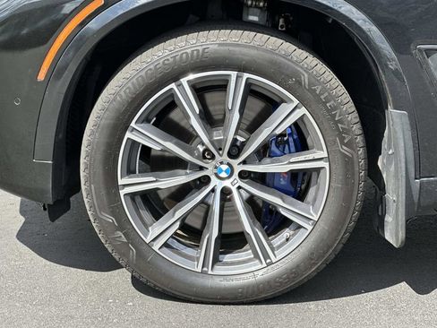 Used 2020 BMW X5 M50i w/ Executive Package AWD/4WD image 9