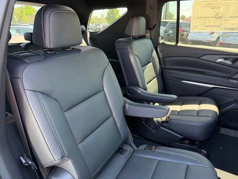 New 2026 Chevrolet Traverse LT w/ Driver Confidence Package FWD image 13