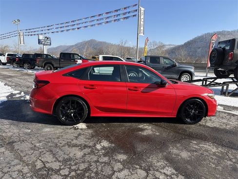 Used 2025 Honda Civic Sport image 2