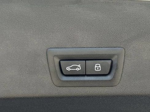 Used 2025 BMW XM AWD/4WD image 30