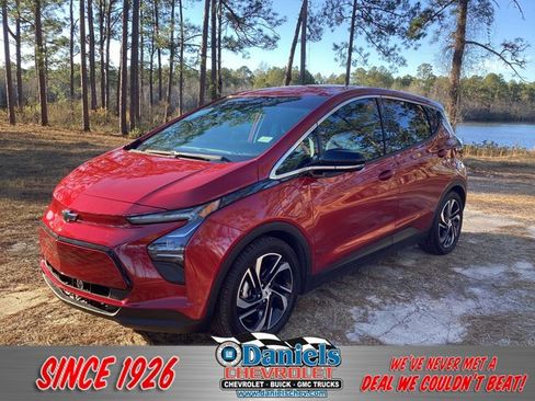 Used 2023 Chevrolet Bolt LT w/ Infotainment Package image 1