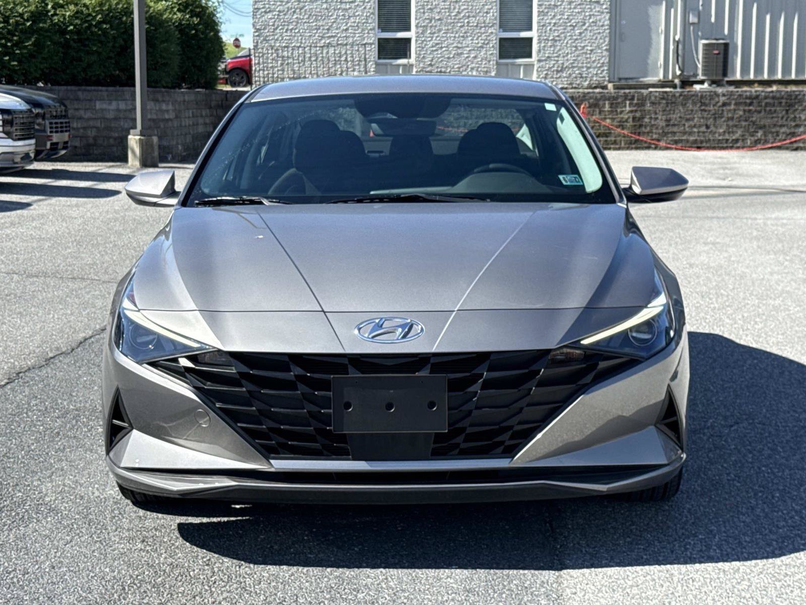 Used 2023 Hyundai Elantra SEL w/ Convenience Package FWD image 29