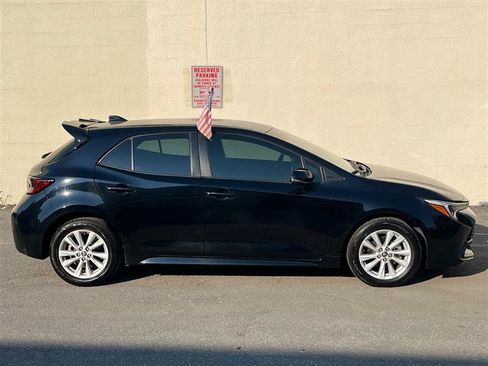Used 2023 Toyota Corolla SE FWD image 4