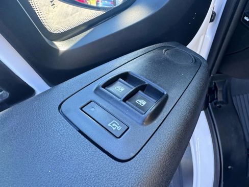 Used 2023 RAM ProMaster 2500 image 13