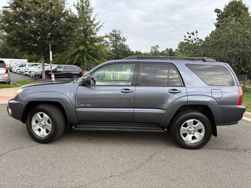 Used 2005 Toyota 4Runner Sport AWD/4WD image 3
