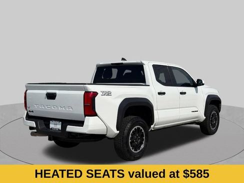 Used 2025 Toyota Tacoma TRD Off-Road AWD/4WD image 3