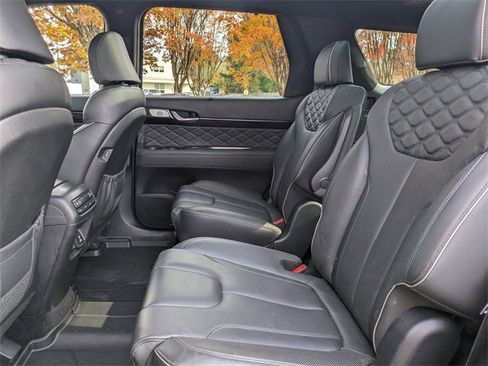 Used 2022 Hyundai Palisade Calligraphy w/ Winter Package image 14