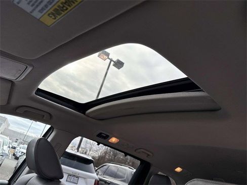 Used 2015 Honda Odyssey EX-L image 16